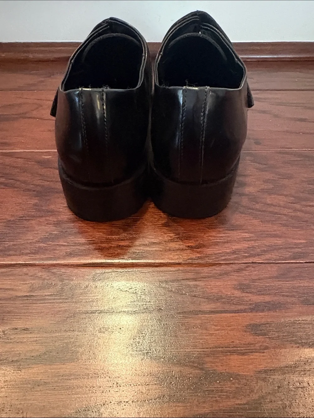 Women’s Black Leather Slip-On Dress Shoes